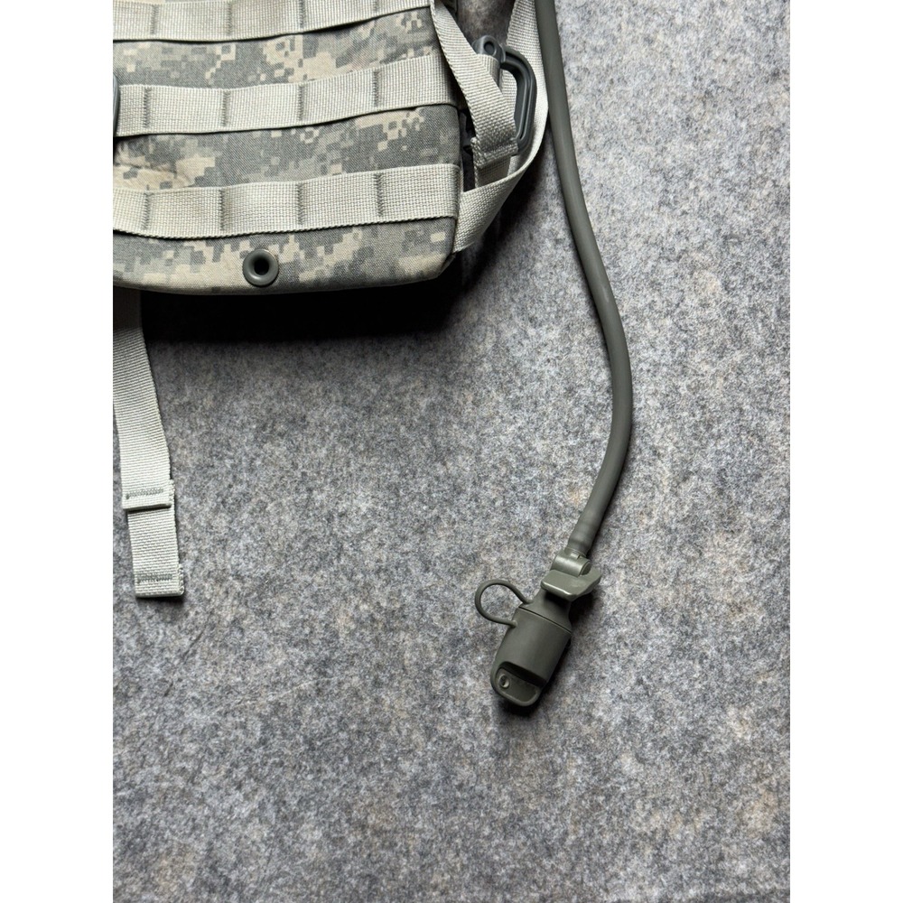 CAMELBAK HYDRATION PACK US ARMY ACU DIGITAL CAMO, U.S.‎ USGI Tactical Military - Picture 4 of 6